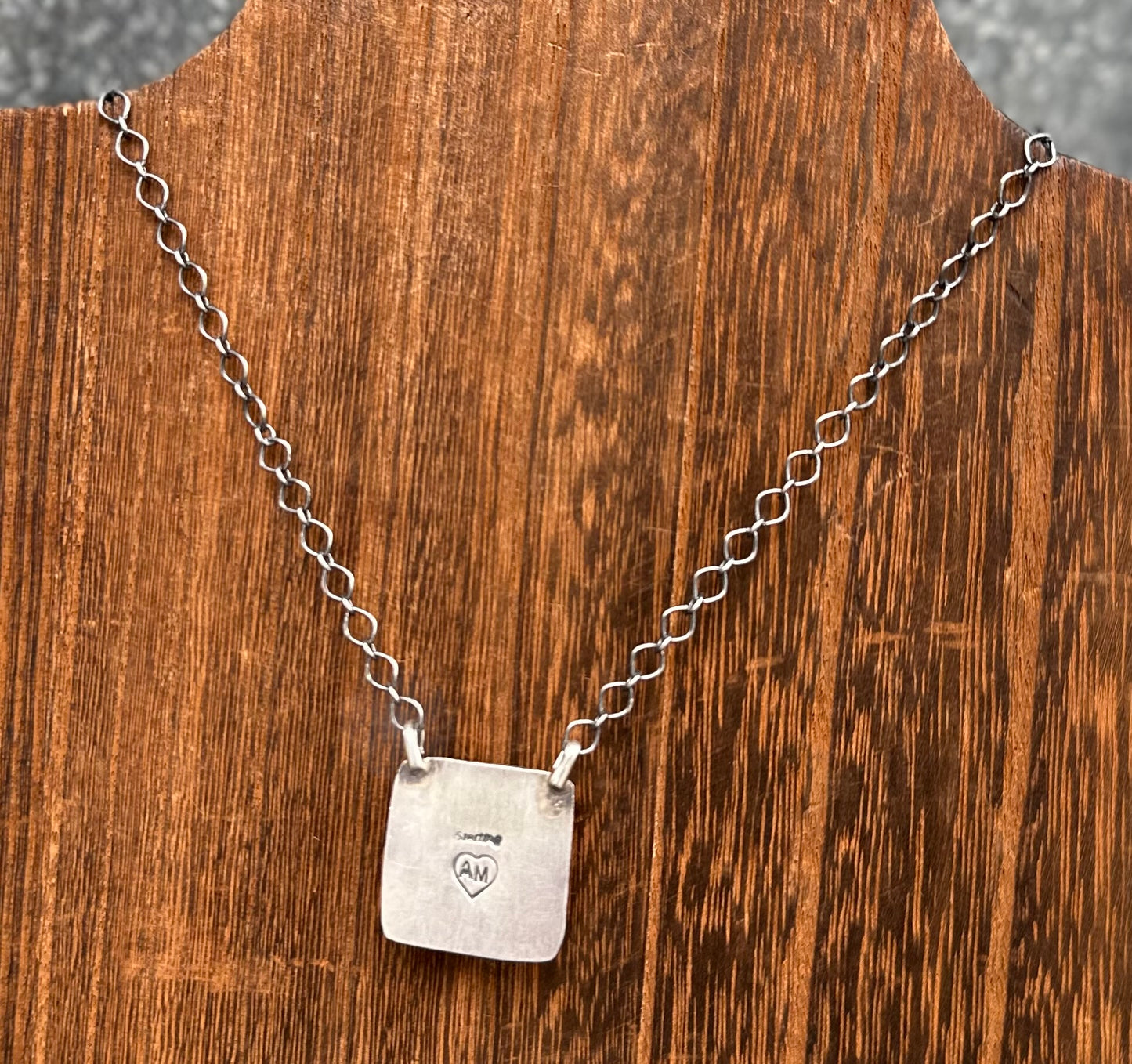 18” ORANGE SPINY OYSTER NECKLACE