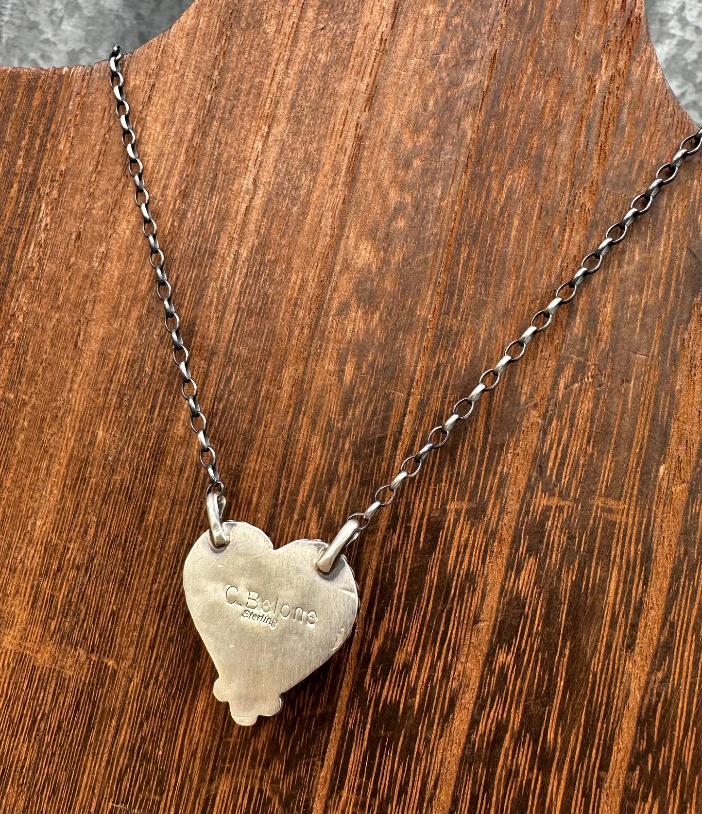 16” ORANGE SPINY OYSTER HEART NECKLACE