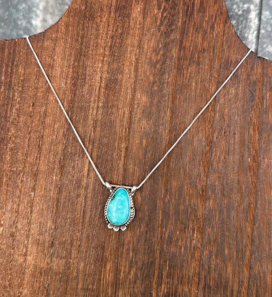 18” SONORAN GOLD TURQUOISE NECKLACE