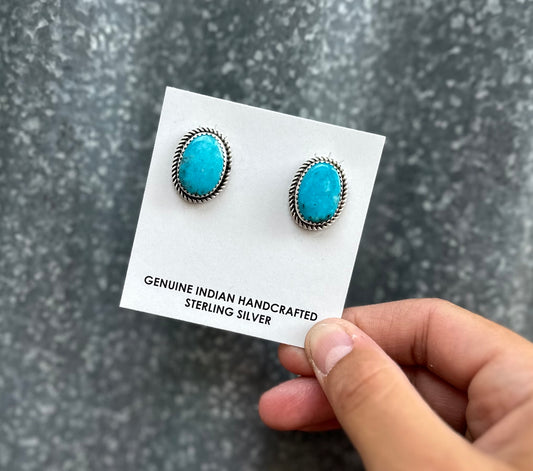 KINGMAN TURQUOISE STUDS