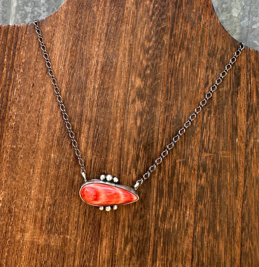 18” RED SPINY OYSTER NECKLACE