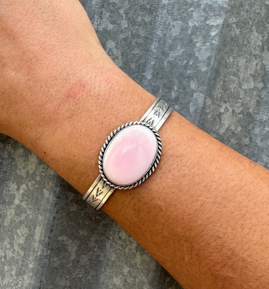 PINK CONCH CUFF