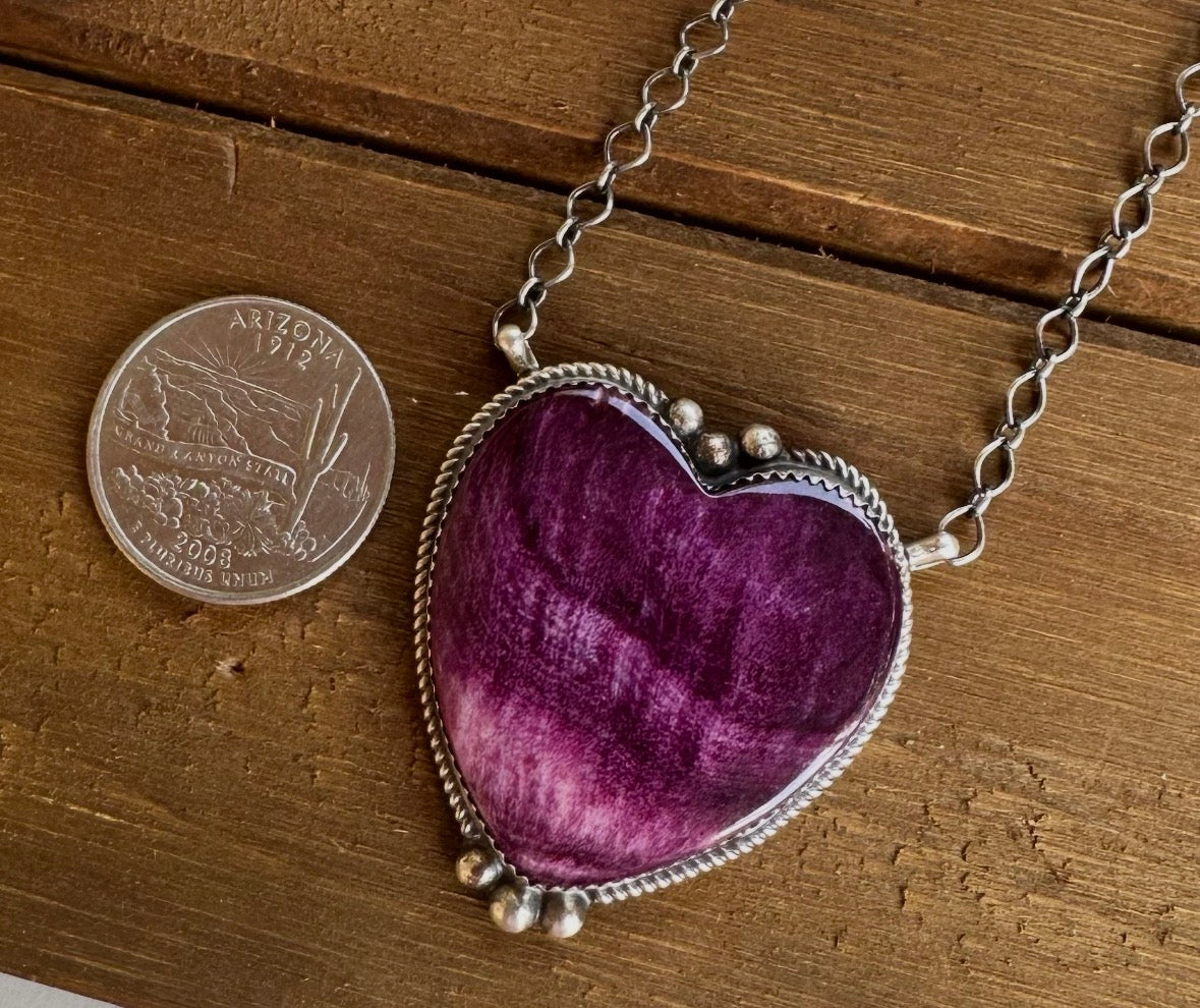 18” PURPLE SPINY OYSTER HEART NECKLACE