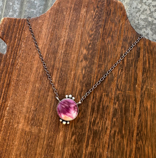 18” PURPLE SPINY OYSTER NECKLACE