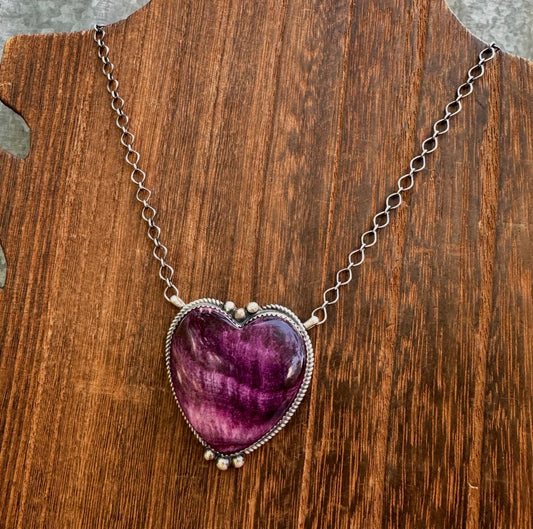 18” PURPLE SPINY OYSTER HEART NECKLACE