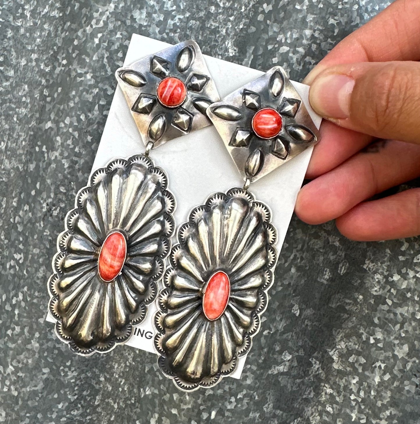 RED SPINY OYSTER CONCHO DANGLES