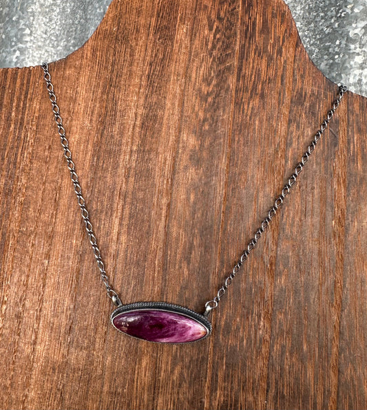 18” PURPLE SPINY OYSTER NECKLACE