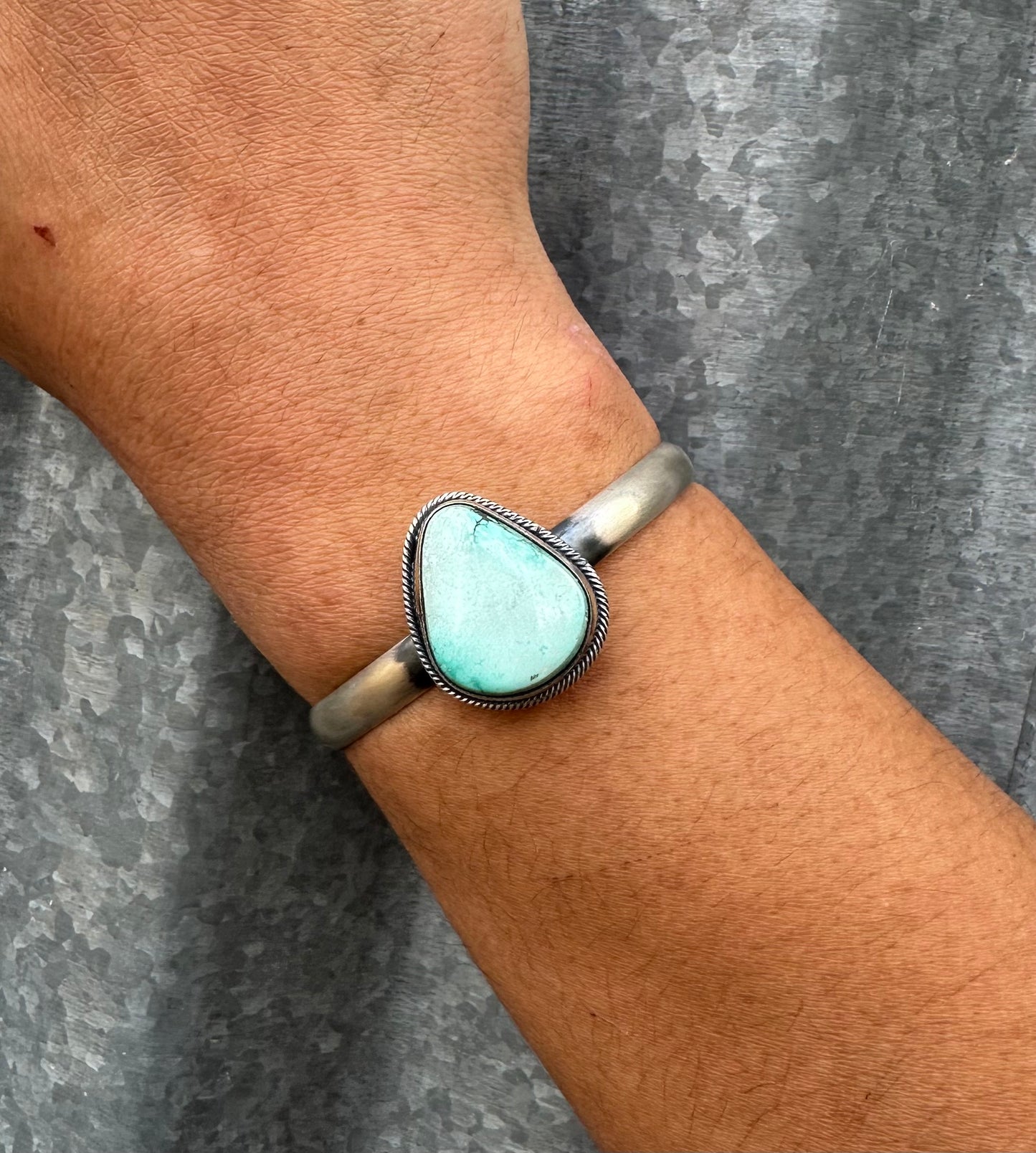 WHITE WATER TURQUOISE CUFF