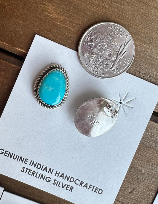 KINGMAN TURQUOISE STUDS
