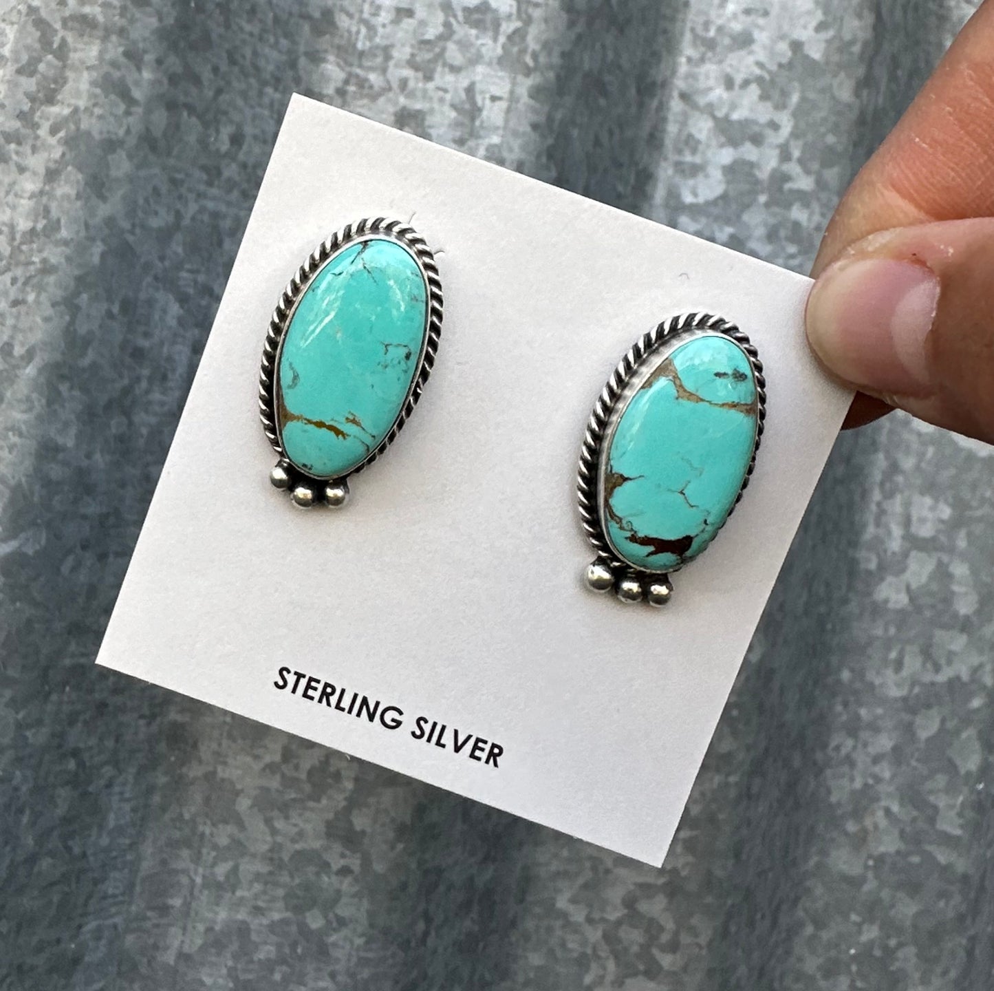KINGMAN TURQUOISE STUDS