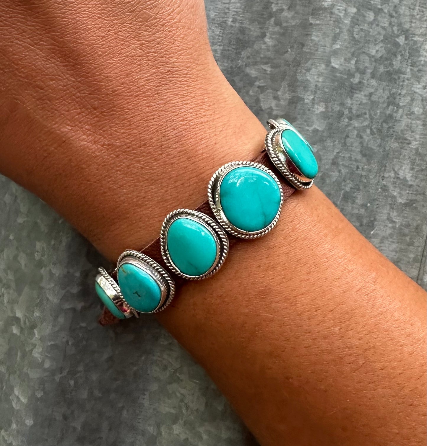 KINGMAN TURQUOISE MULTI STONE LEATHER BRACELET