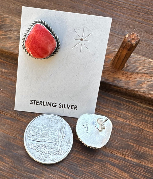 RED SPINY OYSTER STUDS