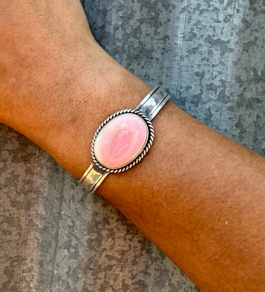PINK CONCH CUFF