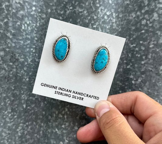 KINGMAN TURQUOISE STUDS