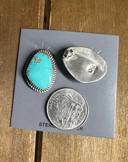 KINGMAN TURQUOISE STUDS