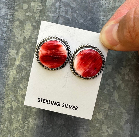 RED SPINY OYSTER STUDS