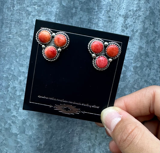 RED/ORANGE SPINY OYSTER CLUSTER STUDS
