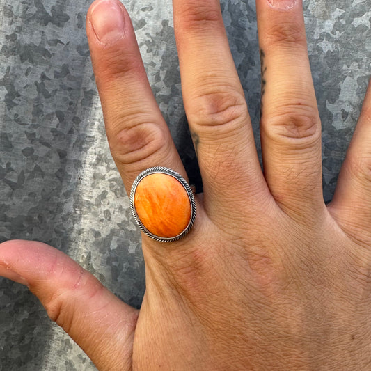 ORANGE SPINY OYSTER ADJUSTABLE RING