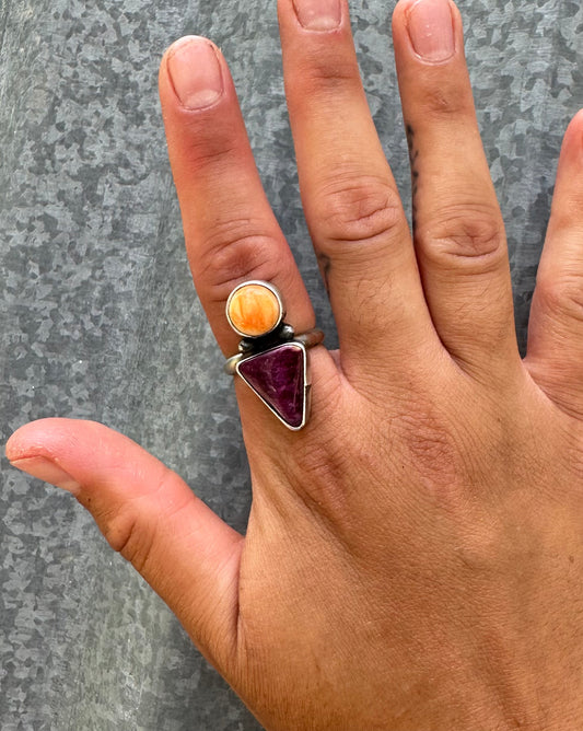 SIZE 8.5 SPINY OYSTER RING