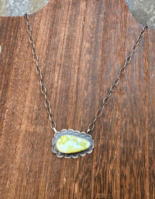 18” PALOMINO SCALLOPED NECKLACE