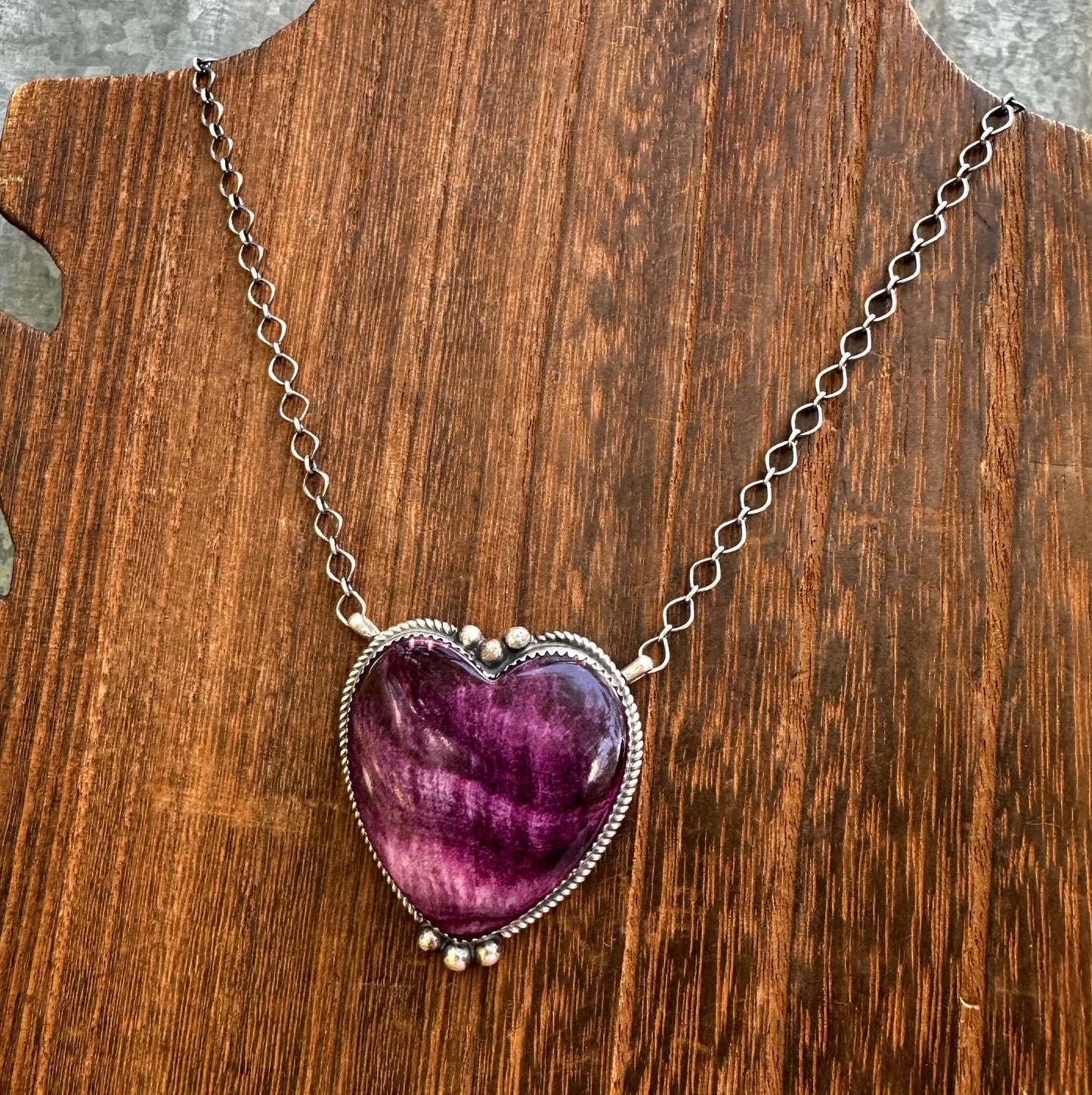 16” X-LARGE PURPLE SPINY OYSTER HEART NECKLACE