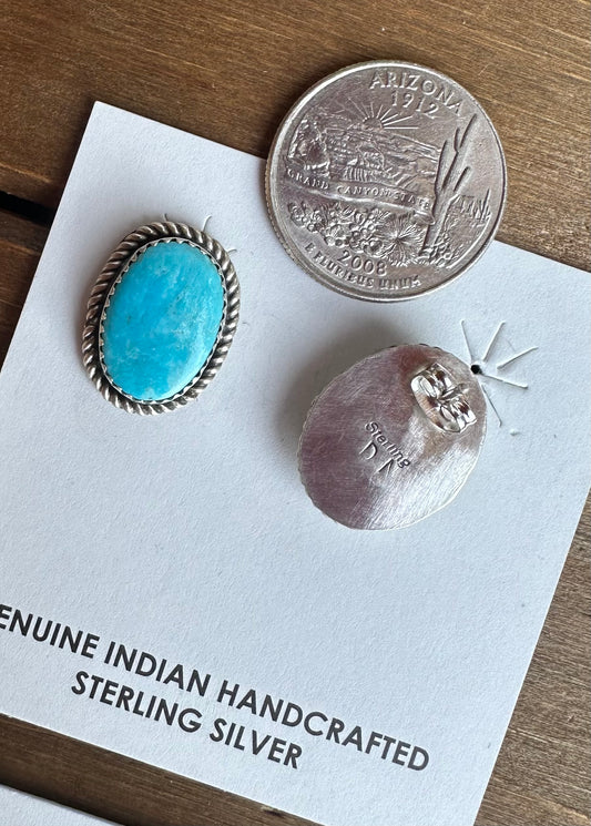 KINGMAN TURQUOISE STUDS