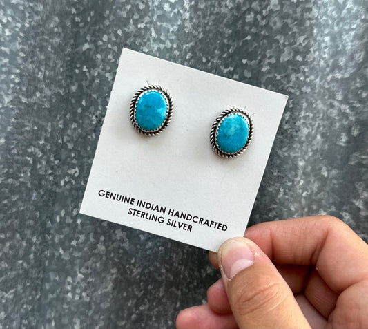 KINGMAN TURQUOISE STUDS
