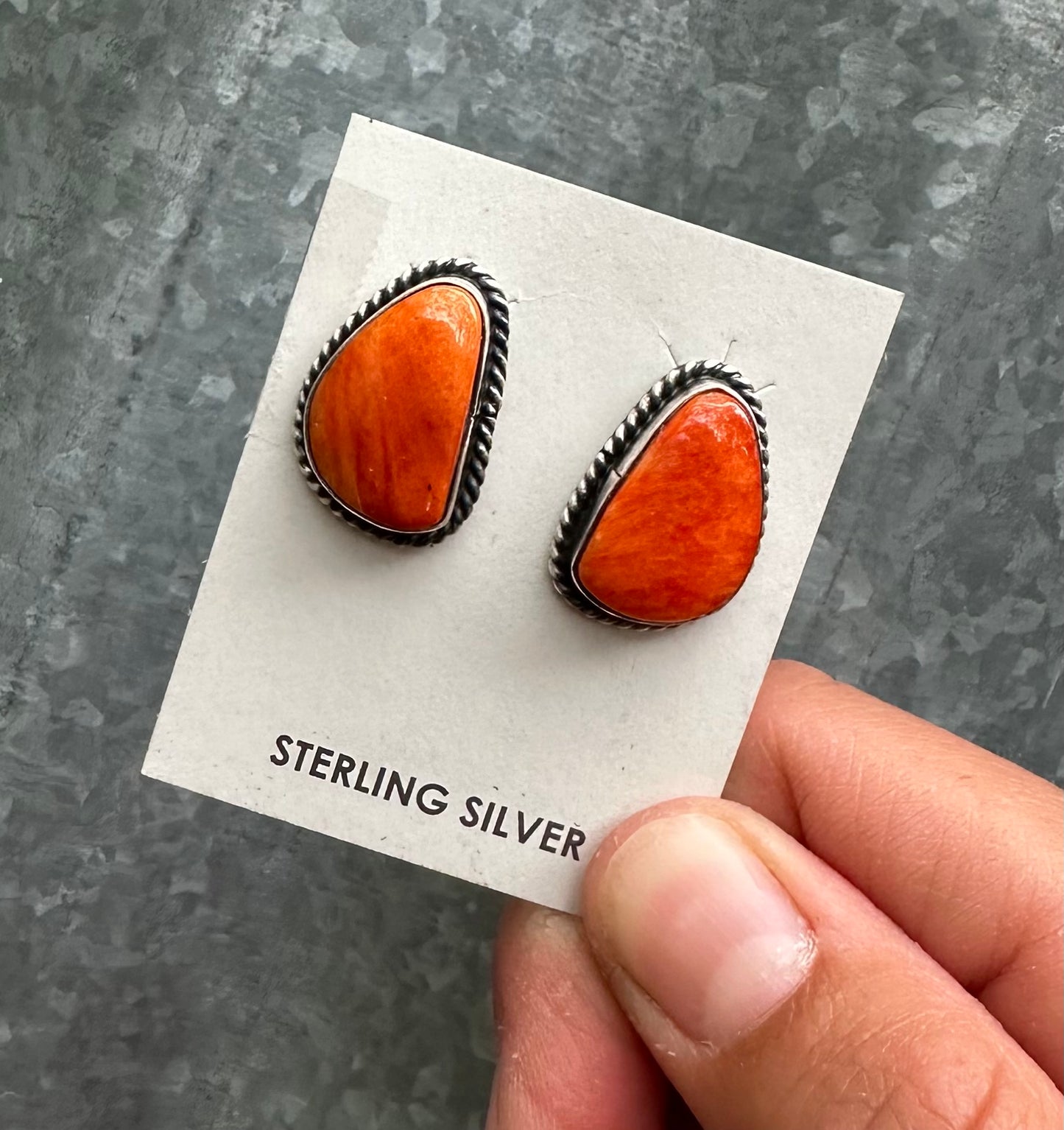ORANGE SPINY OYSTER STUDS