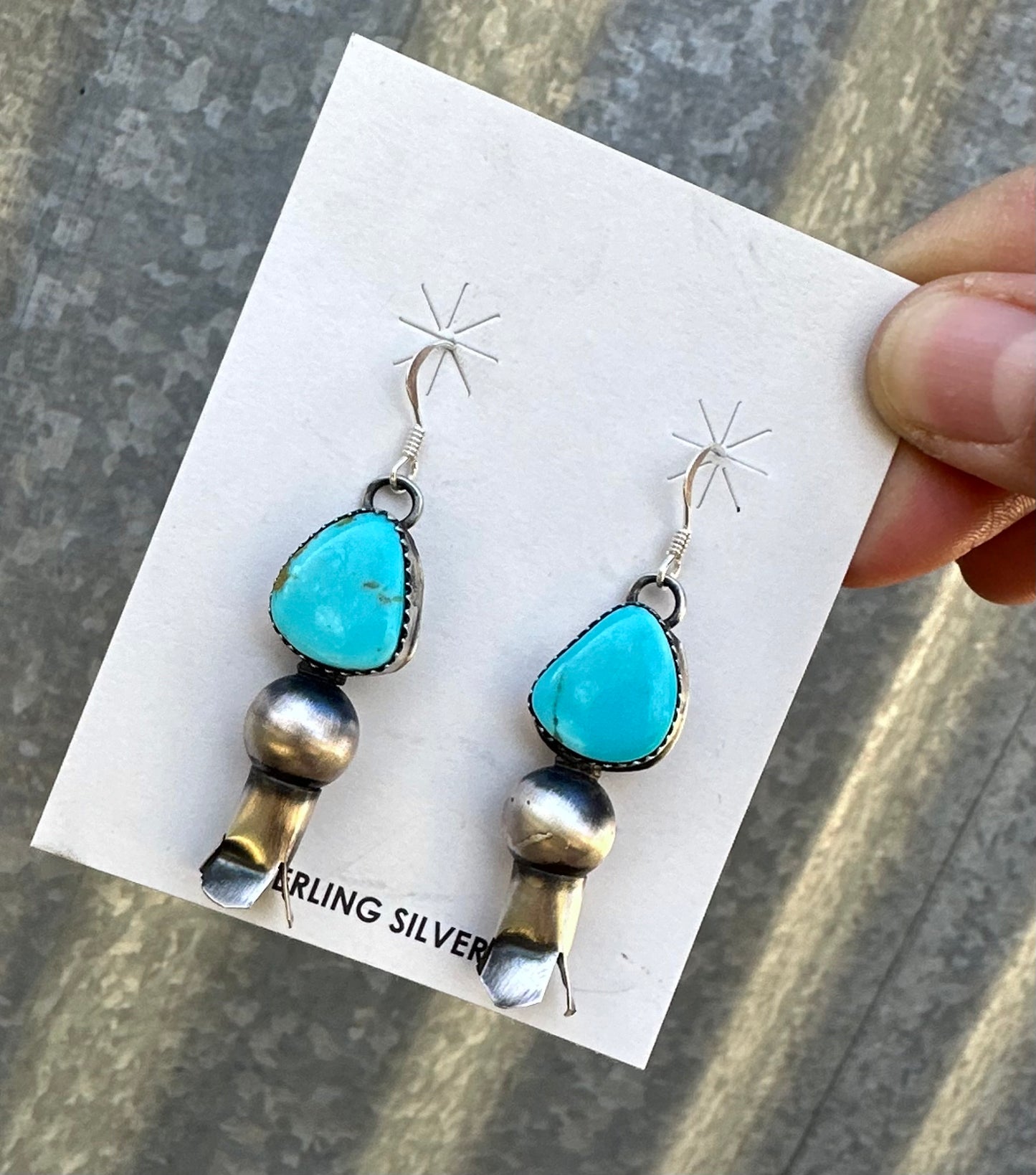 KINGMAN TURQUOISE BLOSSOM DANGLES