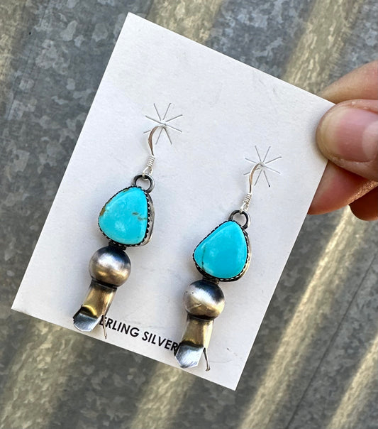 KINGMAN TURQUOISE BLOSSOM DANGLES