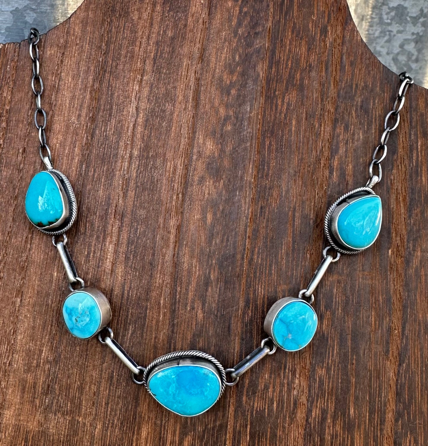 KINGMAN TURQUOISE CHOKER NECKLACE