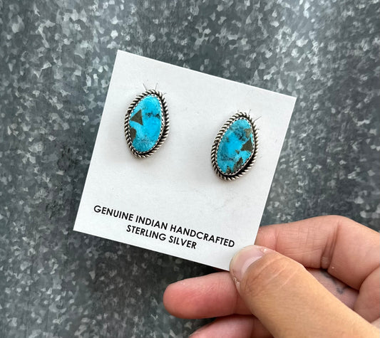 KINGMAN TURQUOISE STUDS