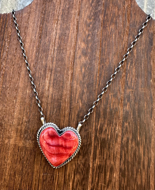 16” RED SPINY OYSTER HEART NECKLACE
