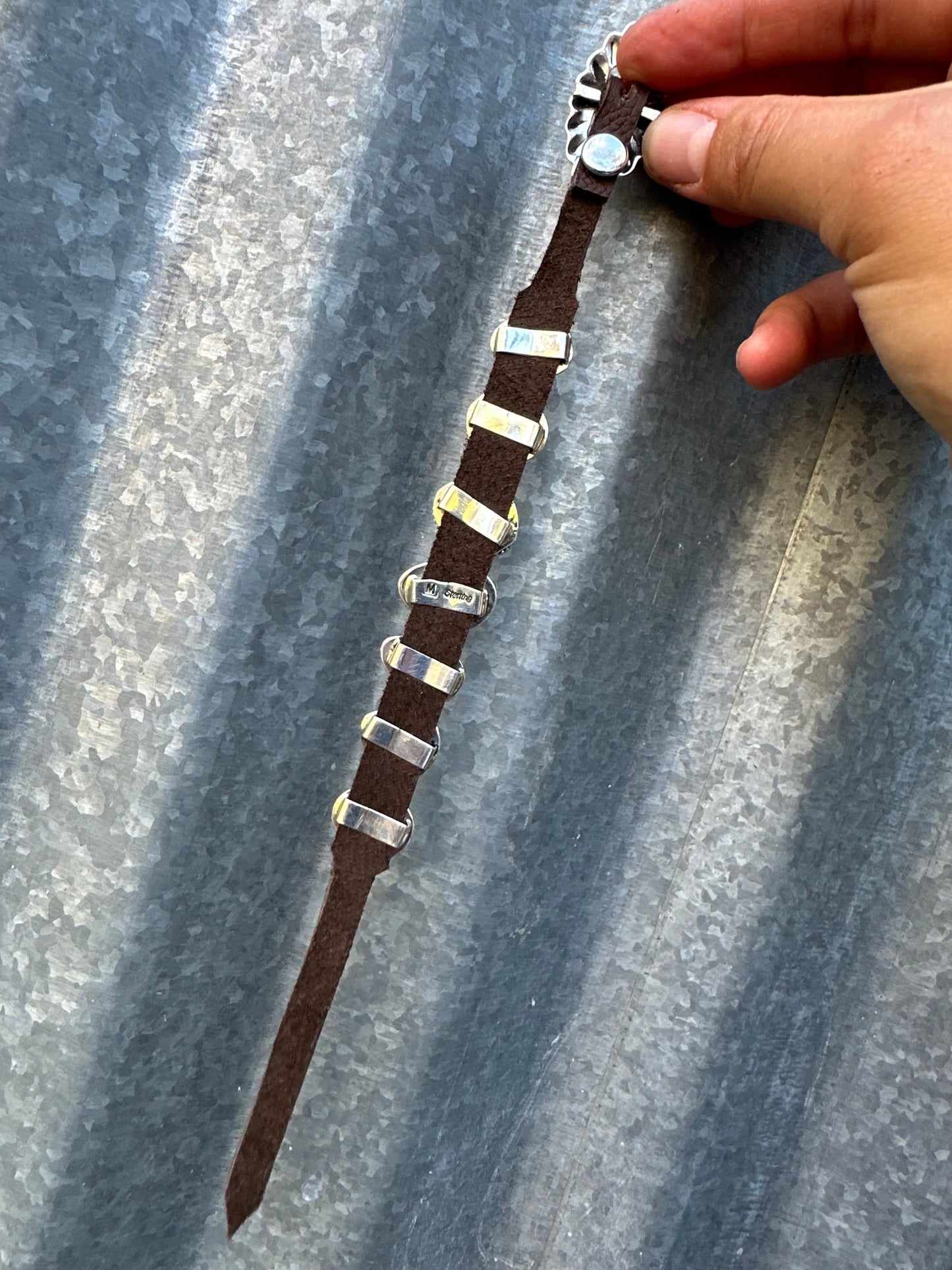 KINGMAN TURQUOISE 7 STONE LEATHER BRACELET