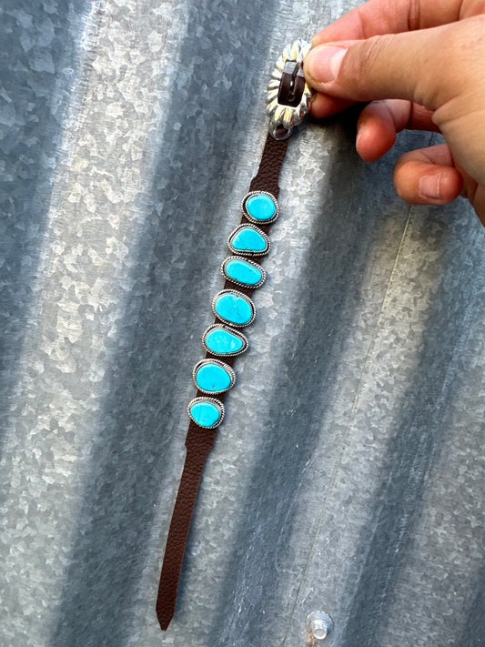 KINGMAN TURQUOISE 7 STONE LEATHER BRACELET